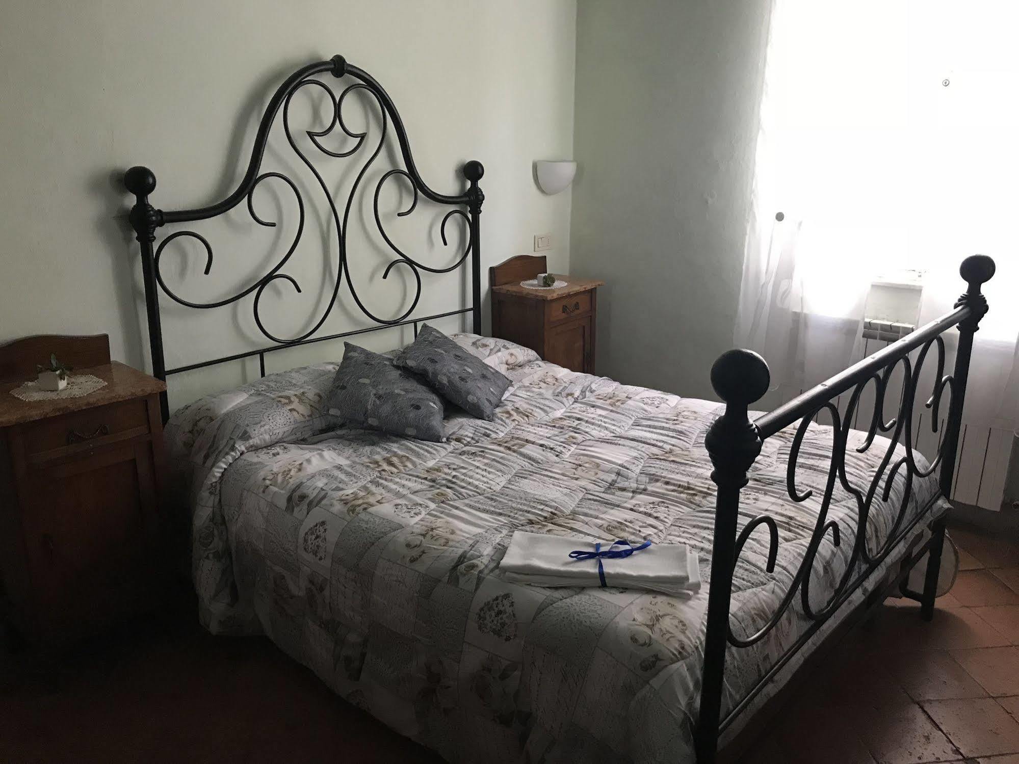 Camere Gozzante Pienza Extérieur photo